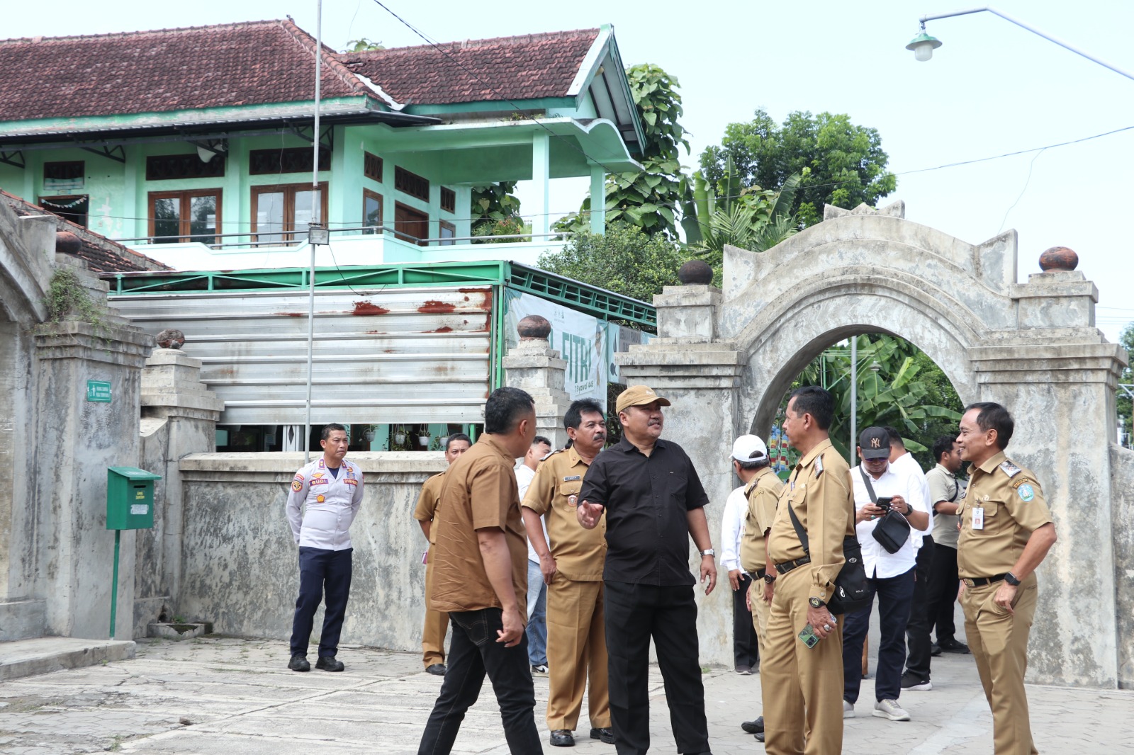 Makam Batoro Katong dan Masjid Tegalsari akan direvitalisasi sebagai bagian dari pengembangan kawasan wisata religi terintegrasi Ponorogo. (Dok Jawa Pos Radar Ponorogo)