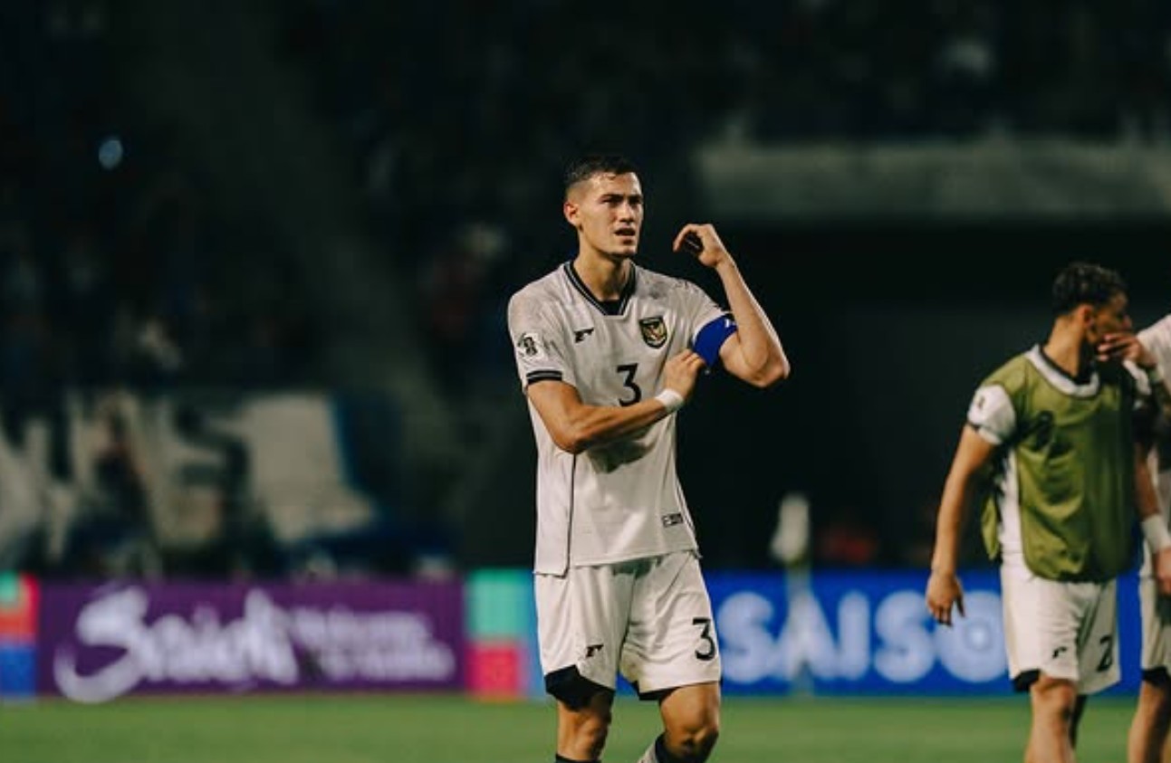 Kapten Timnas Jay Idzes di laga Indonesia vs Jepang.