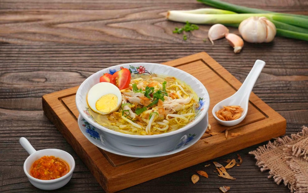 Ilustrasi soto yang lezat di Ponorogo.