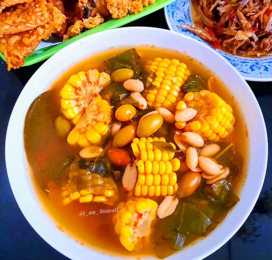 Ilustrasi sayur asem di Madiun.