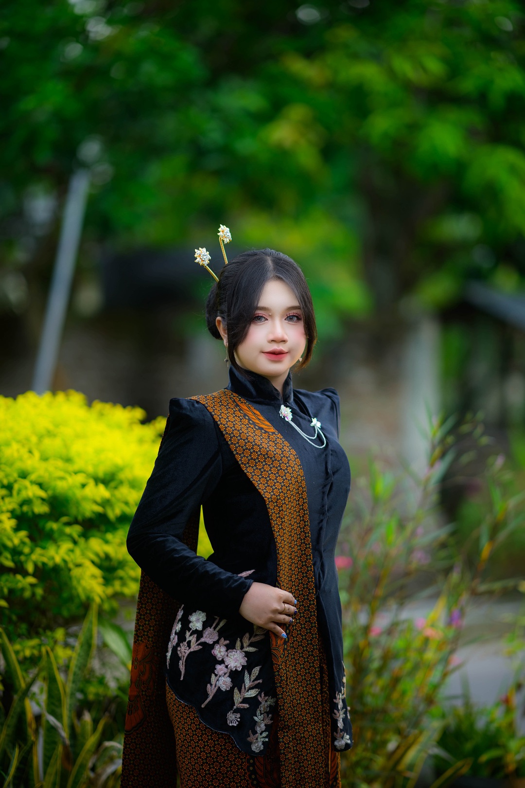 Ceya, gadis asal Kare, Kabupaten Madiun, yang kini fokus menekuni dunia modelling setelah lulus dari SMKN 2 Madiun. FOTO: ISTIMEWA