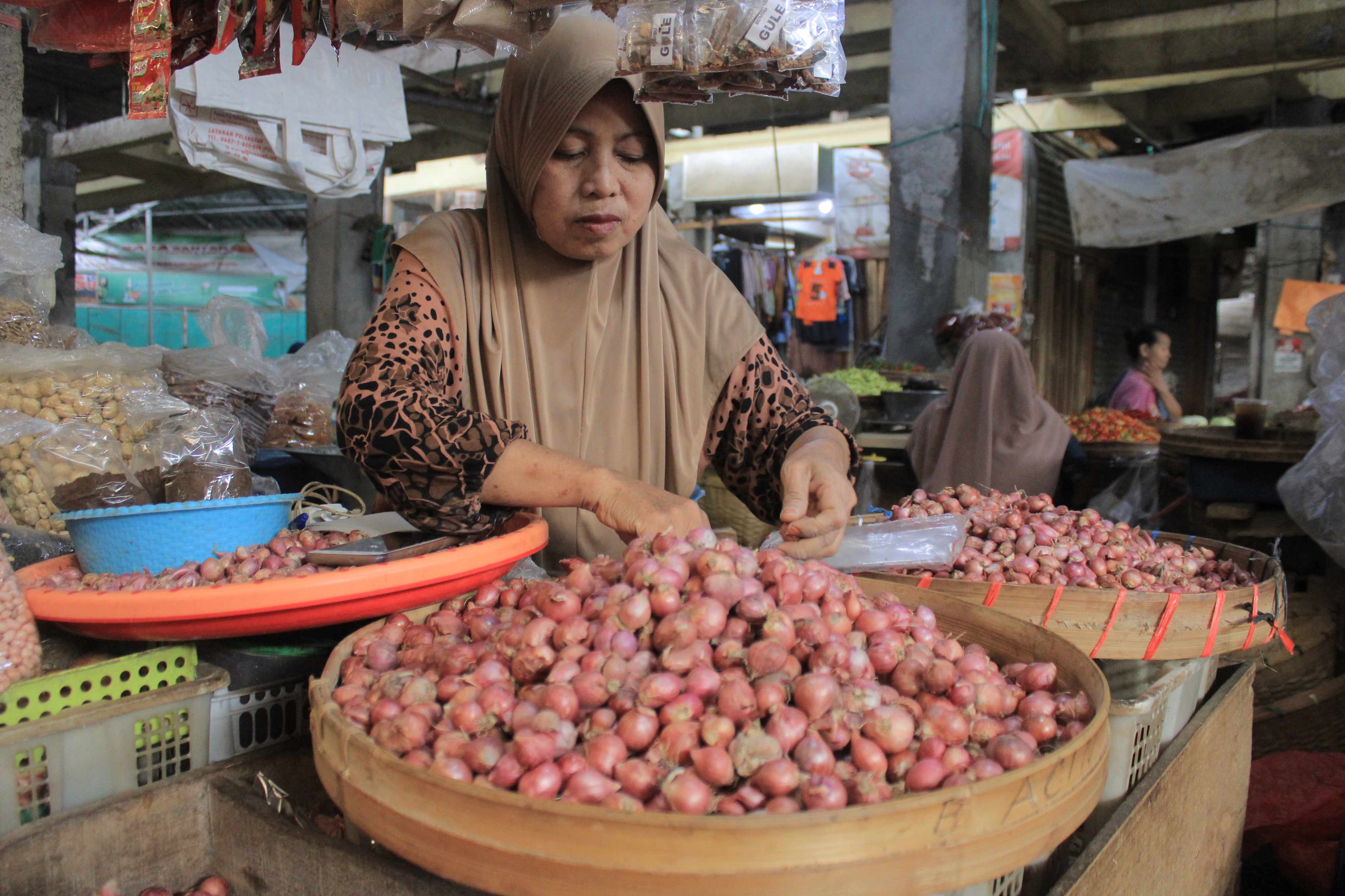 ANEKA BUMBU: Harga aneka bumbu dapur merangkak naik usai Idul Adha.