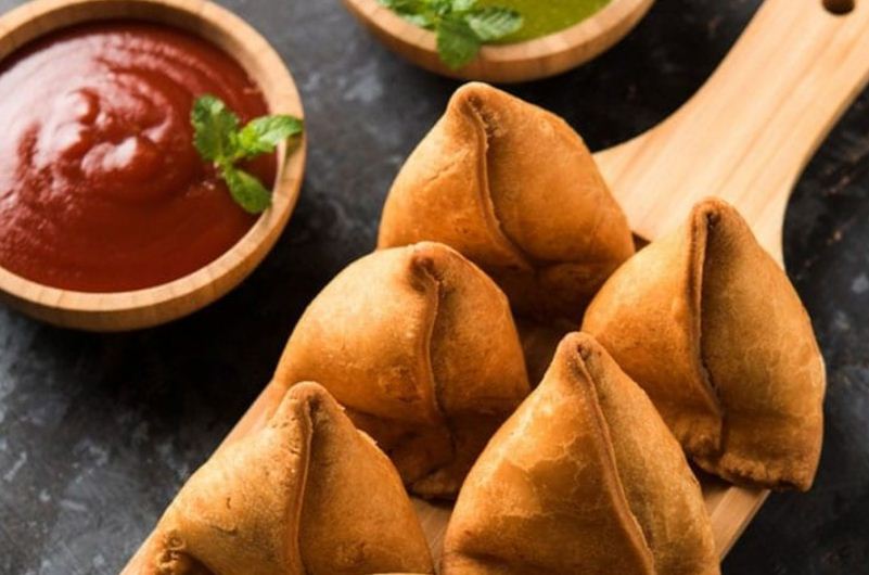 Salah satu street food khas India.