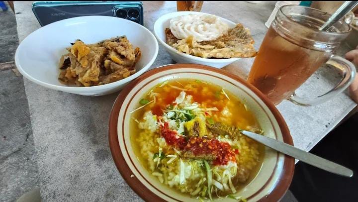 Ilustrasi Soto Mojorayung Madiun