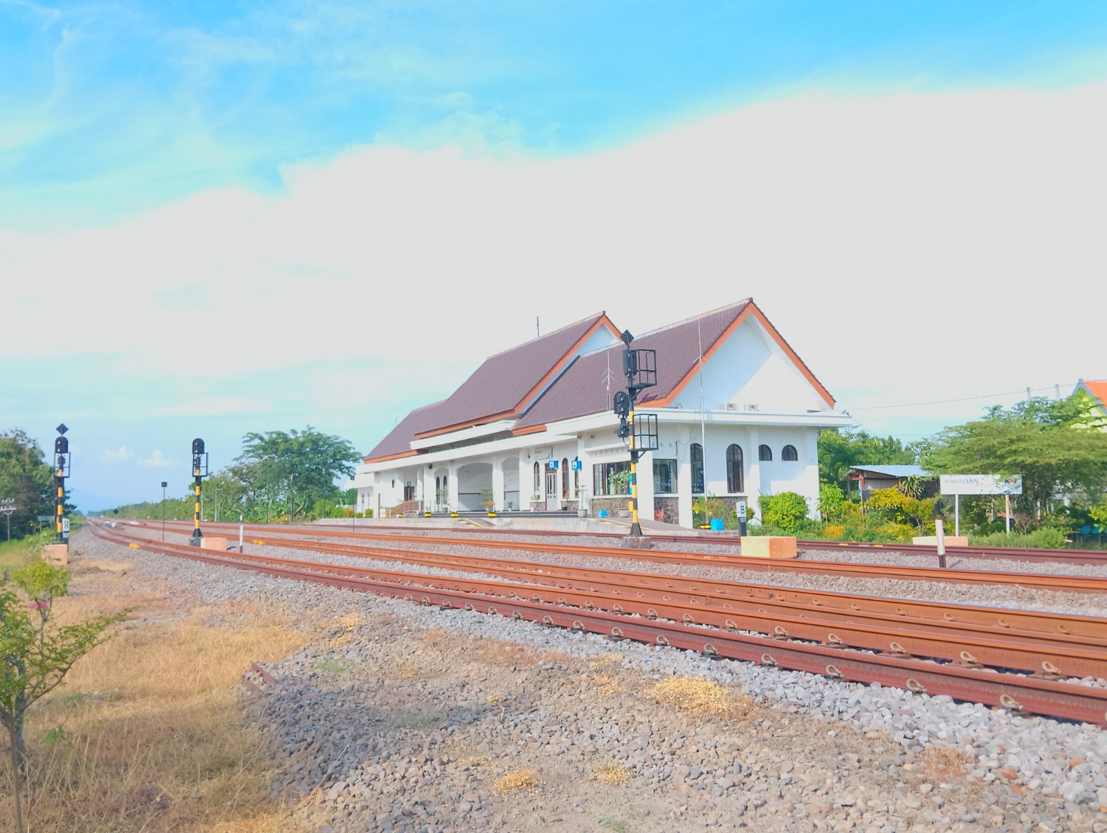 Stasiun Babadan dilirik jadi stasiun kargo demi dukung kawasan industri. Pemkab Madiun sudah koordinasi dengan DJKA Kemenhub. FOTO: LODITYA FERNANDES/RADAR MADIUN