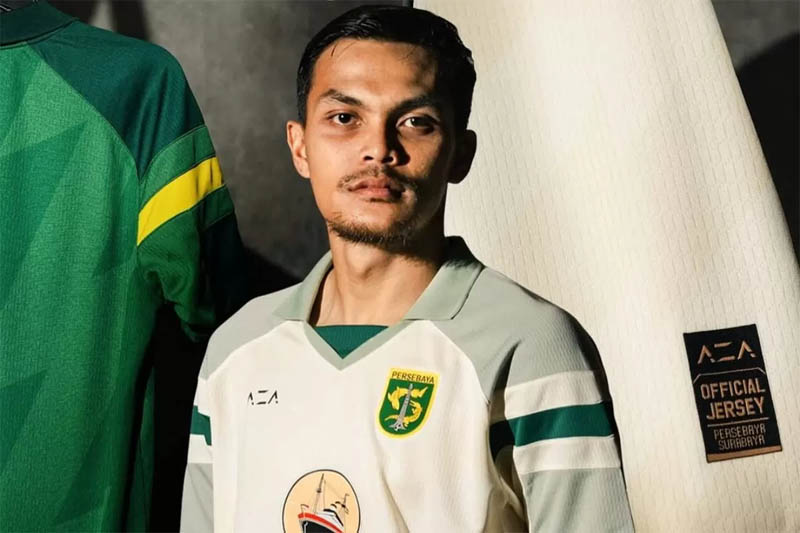 Rachmat Irianto siap berjuang bersama Persebaya Surabaya di Liga 1 Indonesia musim depan. Ia jadi pemain termahal hasil rekrutan di bursa transfer kali ini.&nbsp;