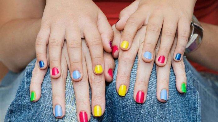 Ilustrasi rekomendasi kutek yang aman untuk anak.