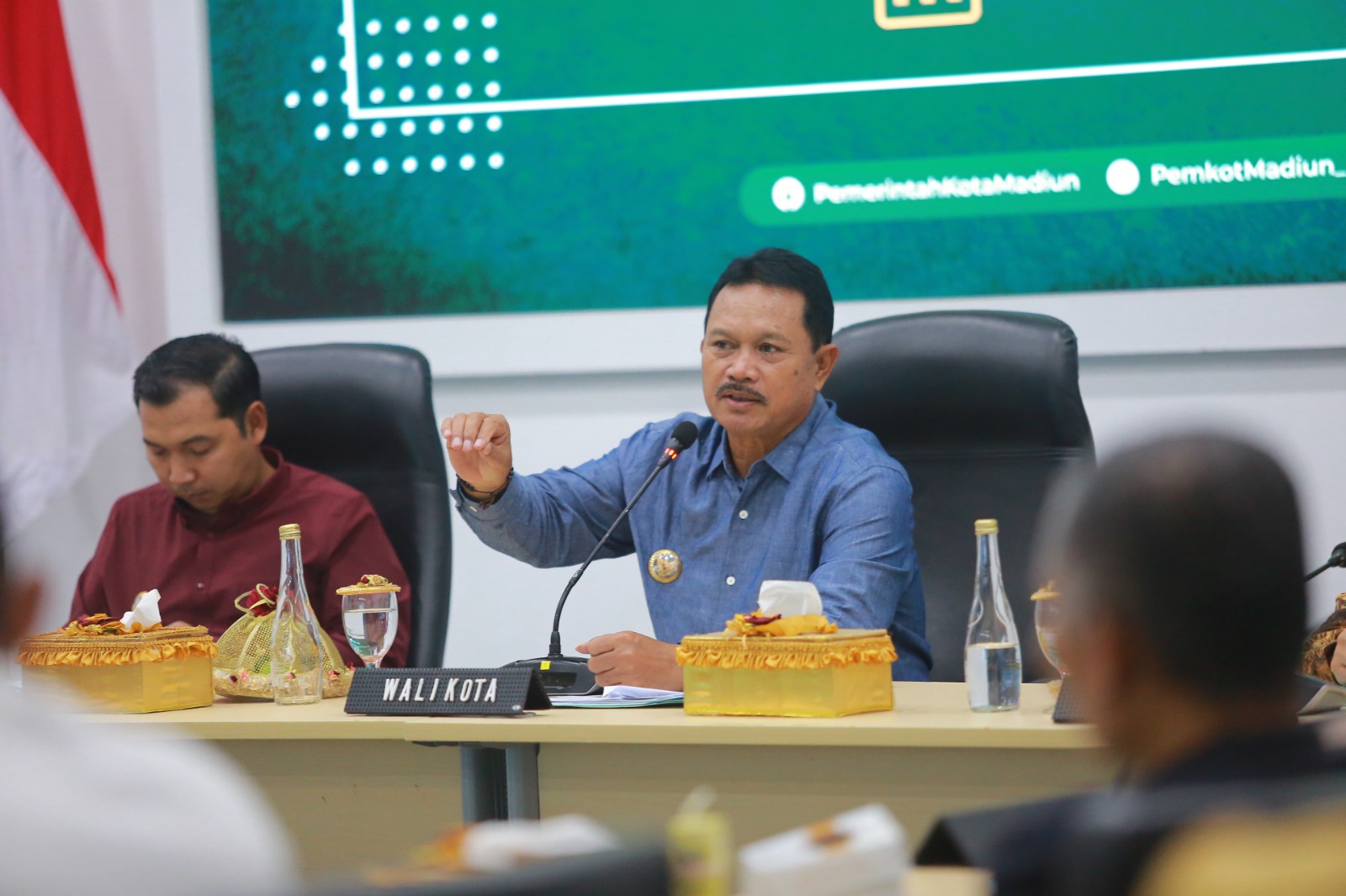 High level meeting TPID Kota Madiun membahas perkembangan kondisi ekonomi dan potensi dampak inflasi yang bakal dihadapi di tengah konflik geopolitik global. FOTO: BAGAS BIMANTARA/RADAR MADIUN