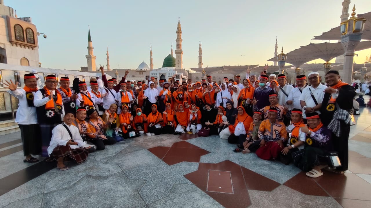 152 jemaah asal Kota Madiun pulang hari ini. Penerbangan kloter 52 dipastikan aman, jemaah tiba lepas Maghrib. FOTO: ISTIMEWA