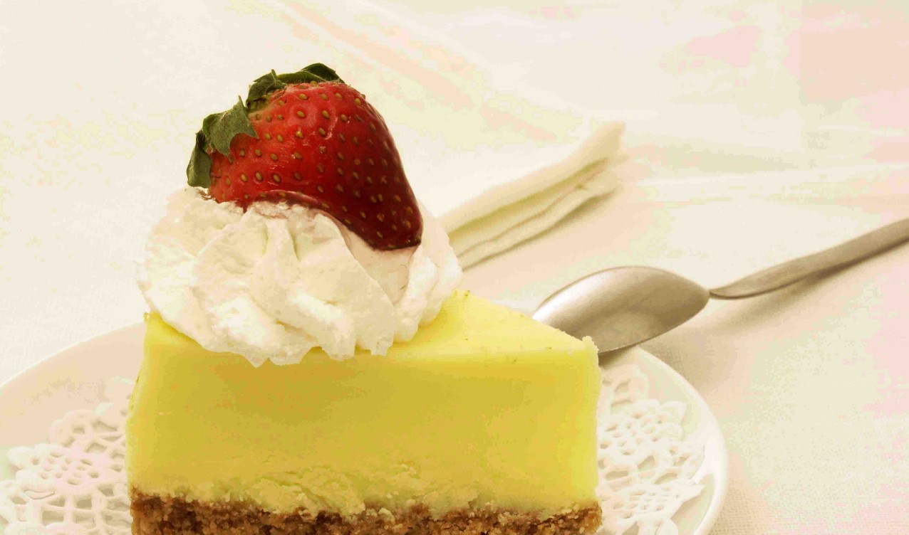 Resep cheesecake kukus mudah dibuat di rumah.