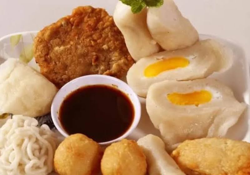 Pempek Palembang.