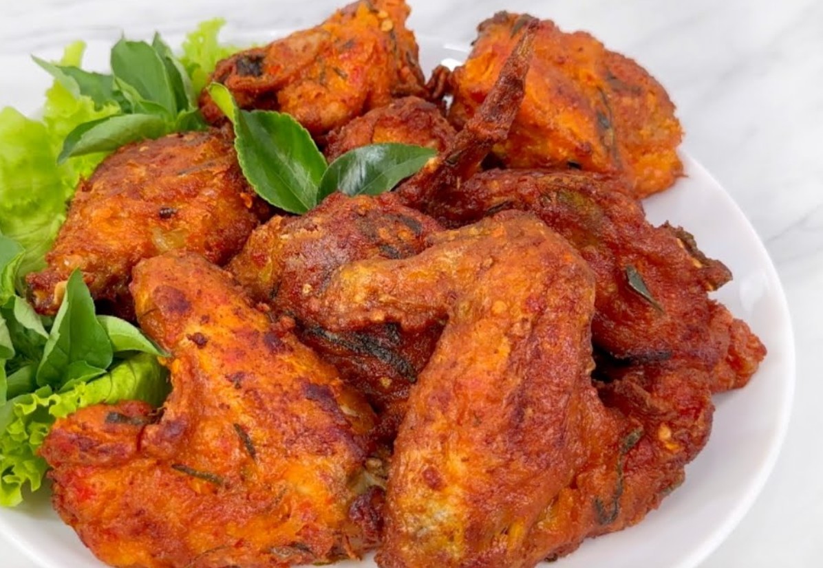 Resep ayam goreng terasi daun jeruk.