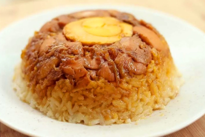 Nasi Tim Ayam Jamur ala Chef Devina Hermawan.