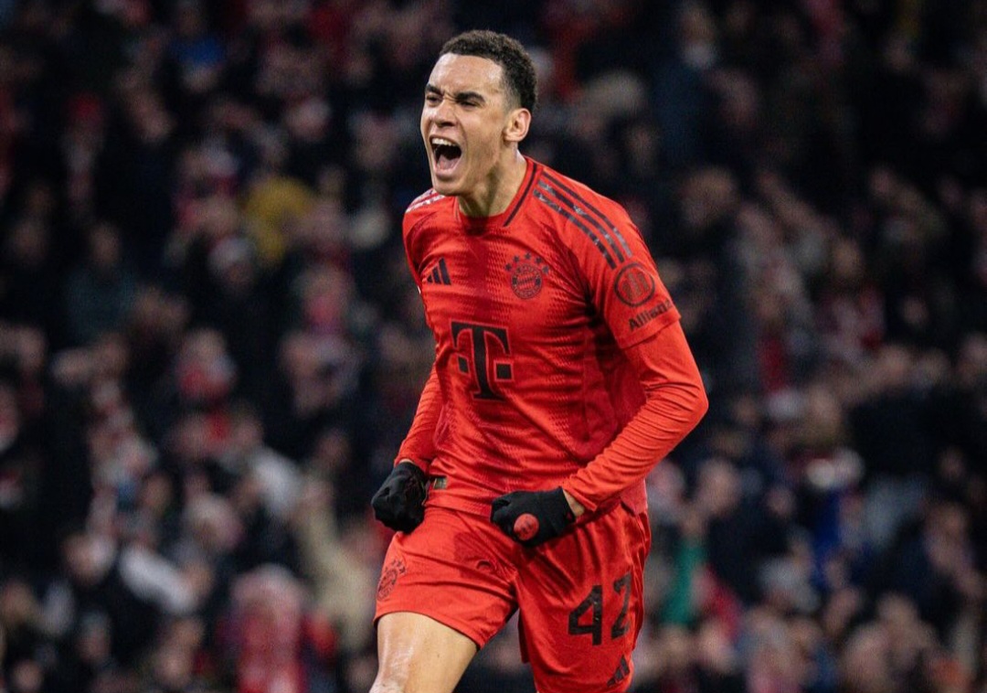 Bintang muda Bayern Jamal Musiala mengalami cedera horor usai berbenturan dengan kiper PSG Donnarumma.