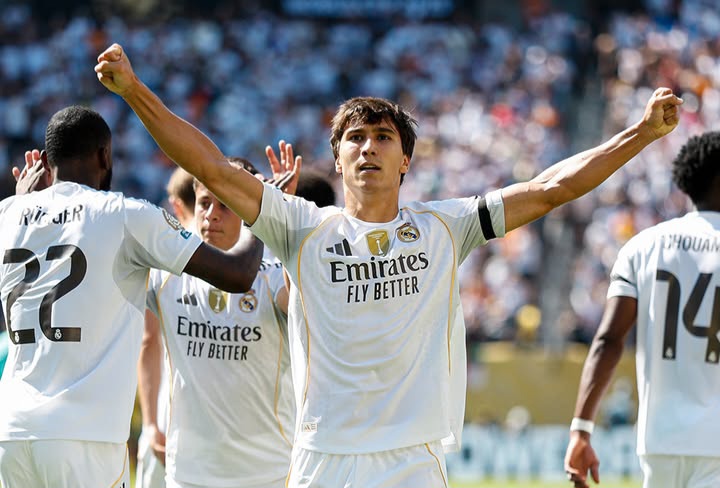 Real Madrid menang 3-2 atas Dortmund dini hari tadi.