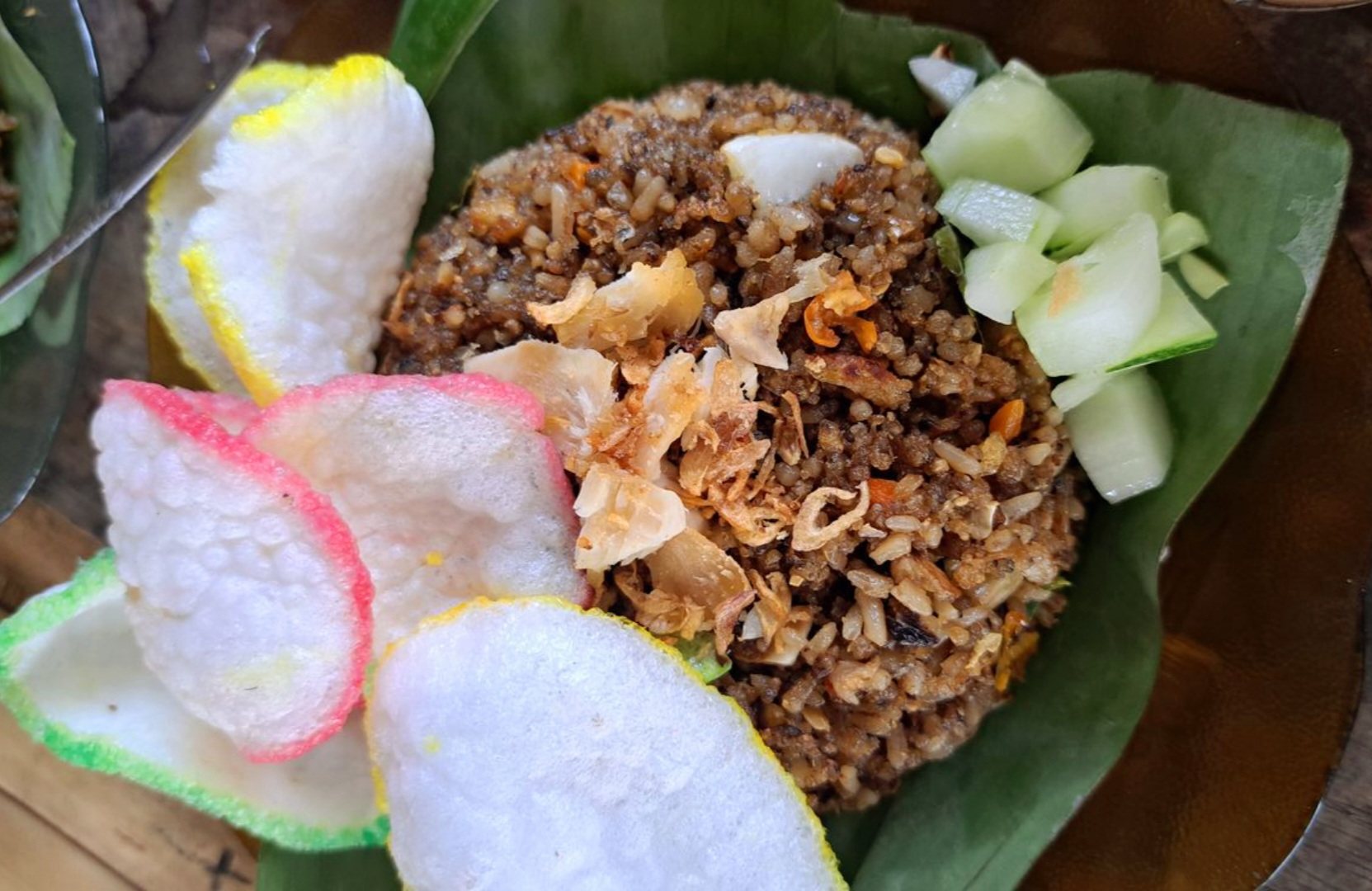 Nasi goreng tiwul, lebih sehat dari nasi putih! Rendah gula, tinggi serat, cocok untuk diet.