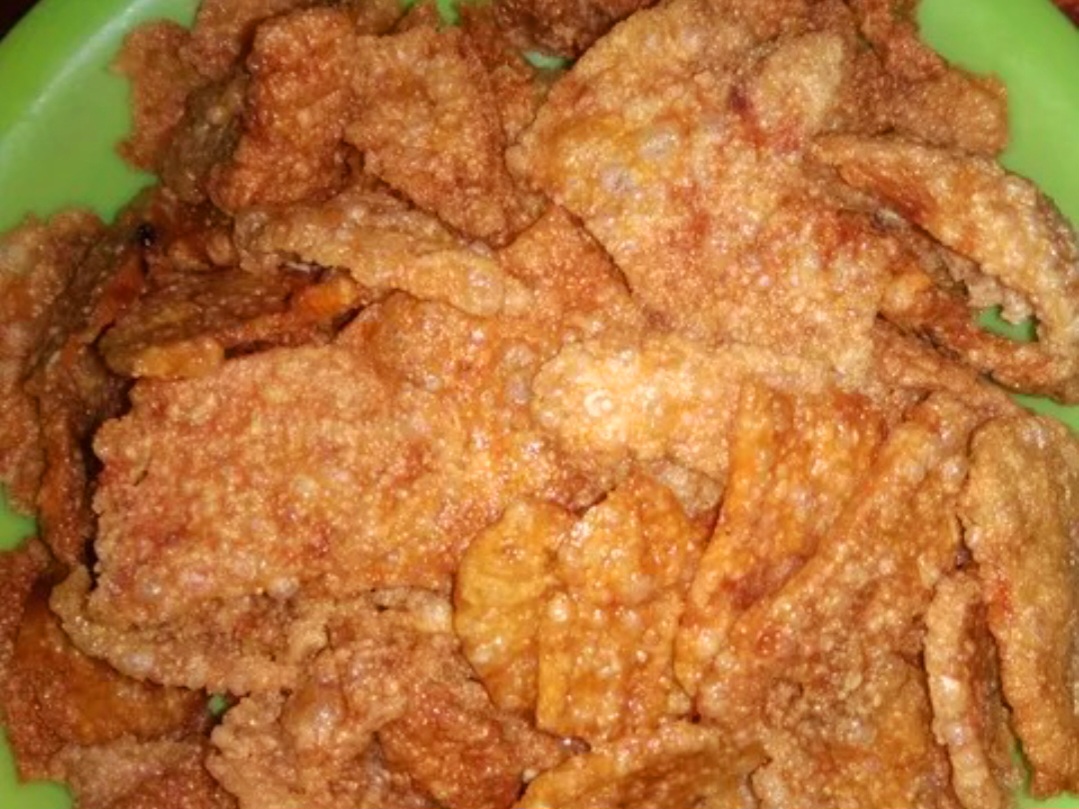 Kerupuk lele, camilan renyah kaya protein, mudah dibuat di rumah dan jadi peluang bisnis UMKM yang laris. Cek resep dan langkah lengkapnya!