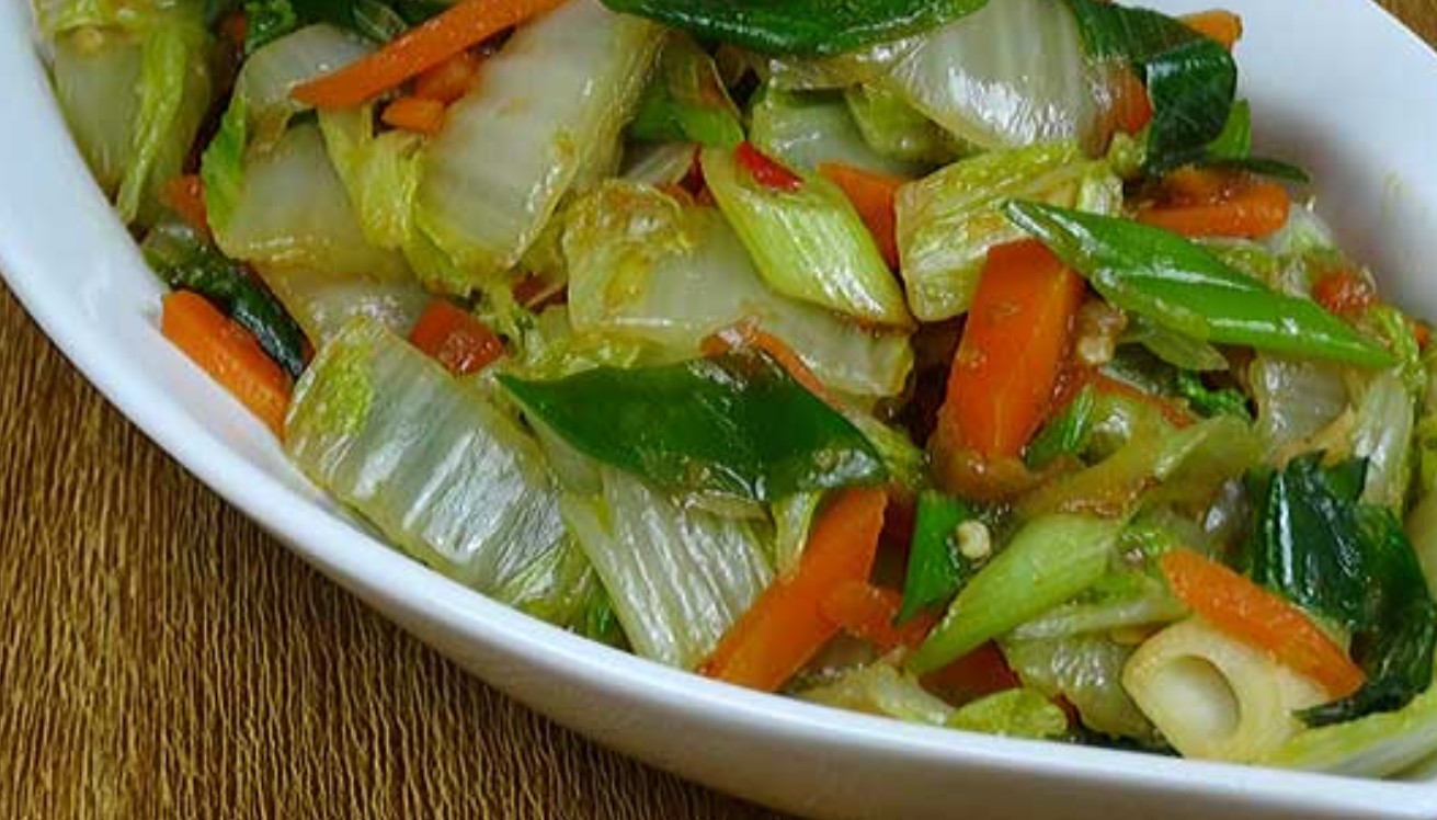 Tumis sawi putih