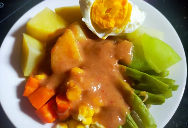 Gado-gado.