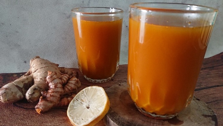 Ilustrasi resep jamu kunir asem yang bermanfaat bagi kesehatan.