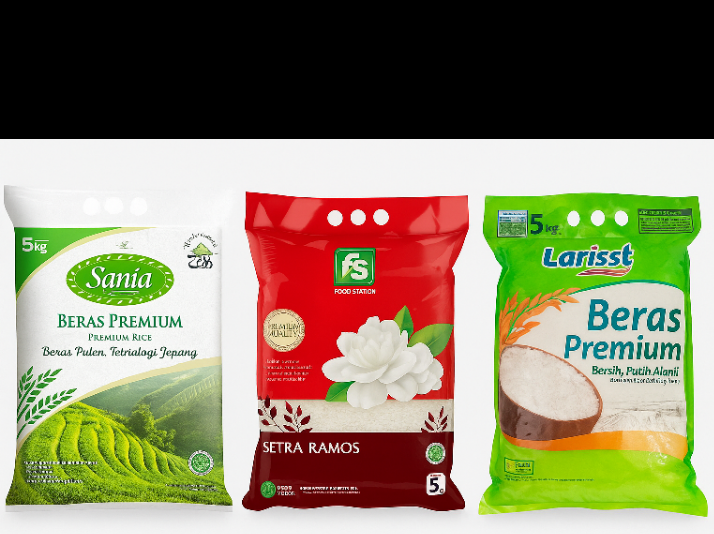 Tiga beras yang tersedia di Indomaret.