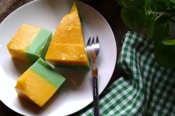 Ilustrasi kue sari pengantin yang lumer di mulut.