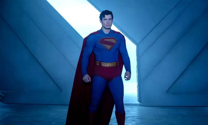 David Corenswet menjaid pemeran utama film Superman 2025.