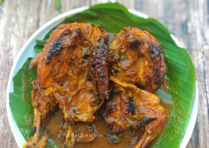 Ilustrasi ayam panggang tidak pedas.