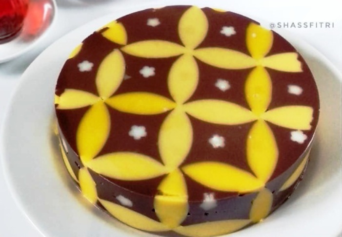 Ilustrasi puding cokelat batik yang cantik.
