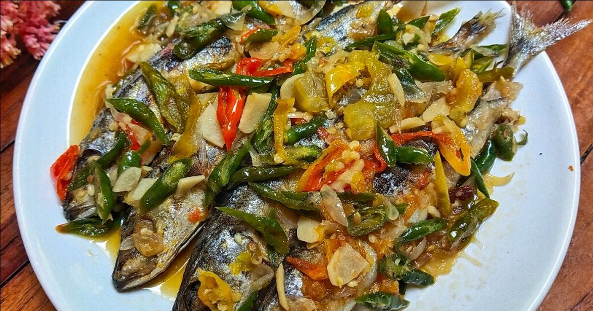 Gurihnya pindang, pedasnya cabe ijo bikin auto nambah nasi!
