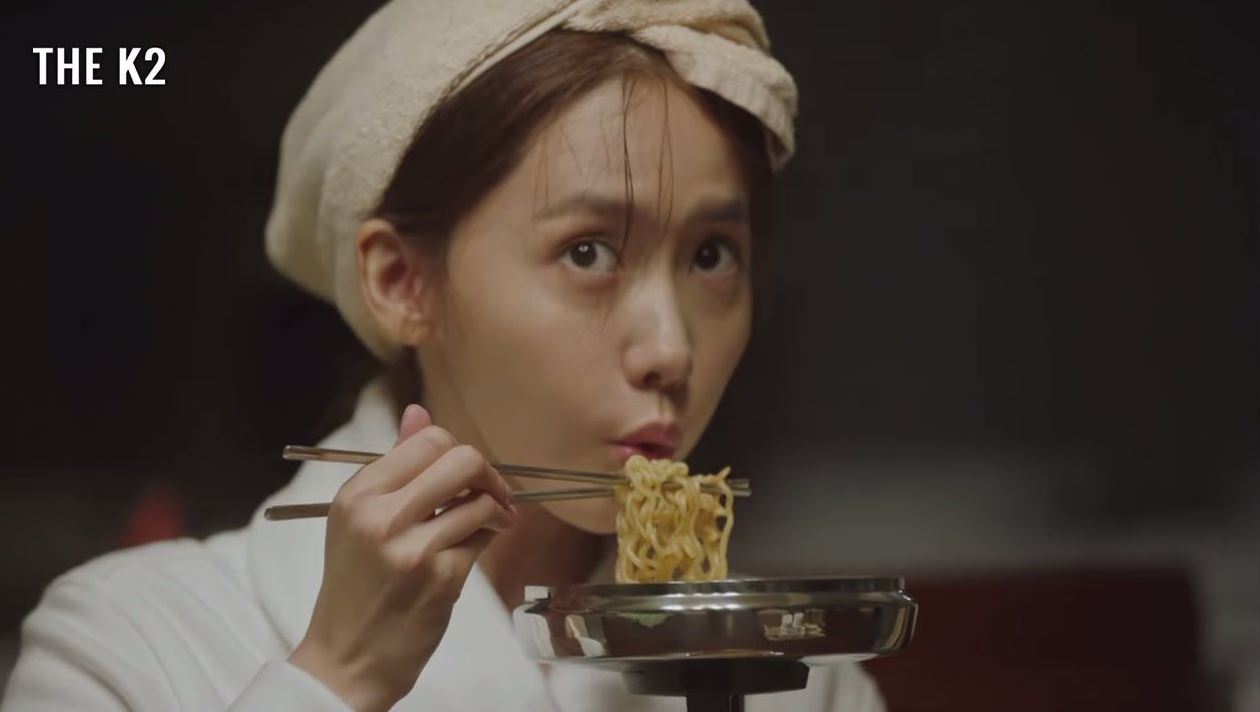 Cobain resep mie ala drama Korea ini, cuma butuh bahan simple, tapi rasanya bikin klepek-klepek kayak abis ditatap oppa!