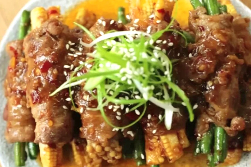 Daging gulung sayuran ala Chef Devina, kombinasi sehat daging sapi dan sayur.