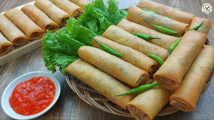 Ilustrasi lumpia isi sayur.