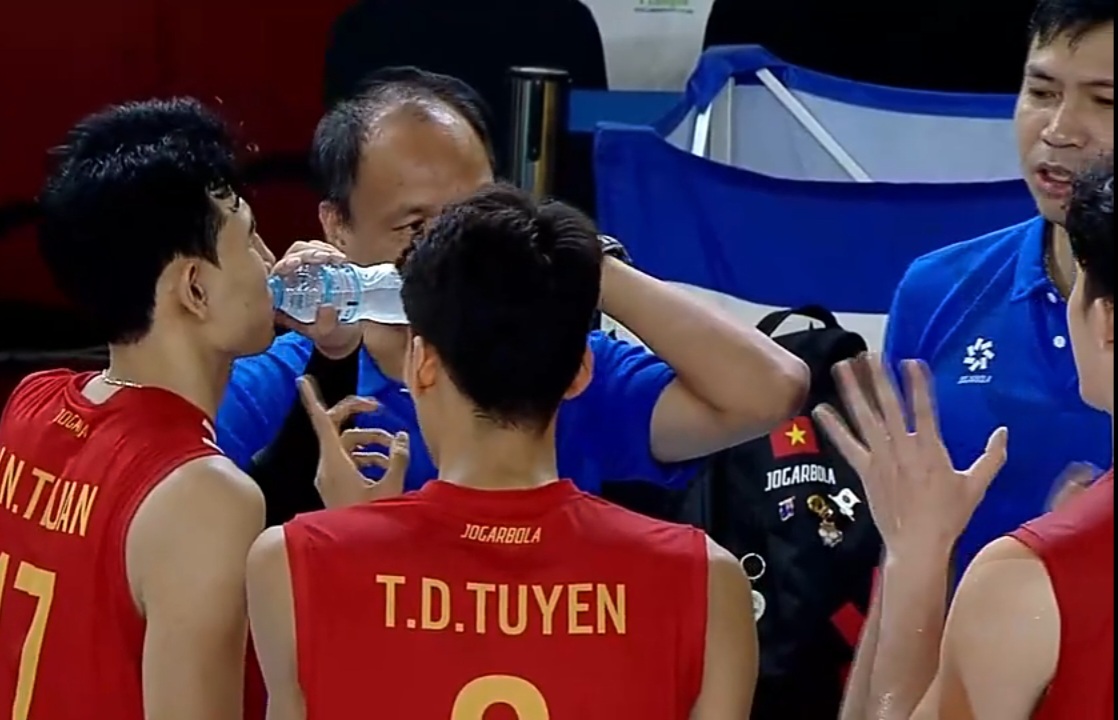 Vietnam menang 3-1.