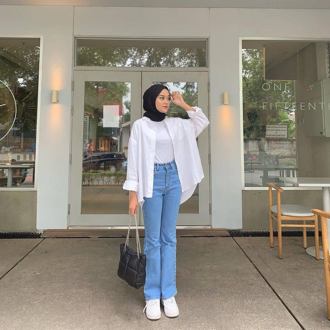 Ilustrasi fashion untuk cewek kurus.