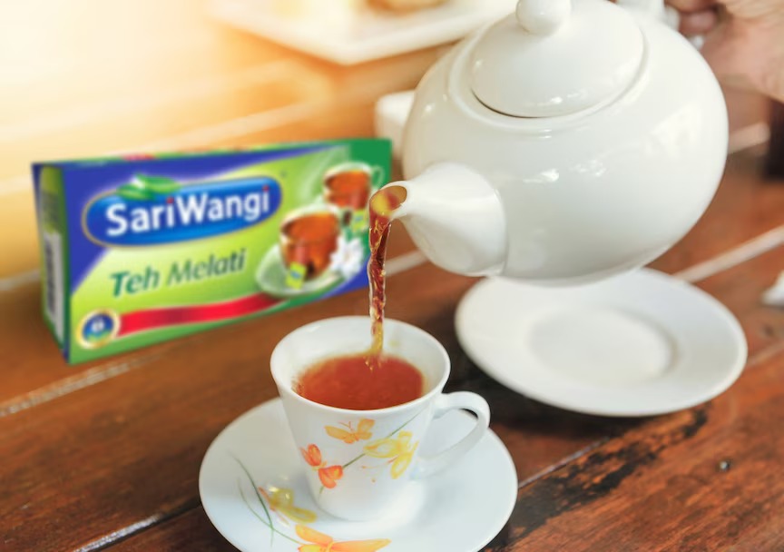 Teh Sariwangi yang legendaris di Indonesia.