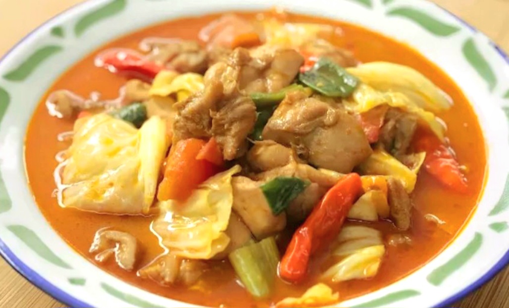 Tongseng ayam ala Chef Devina Hermawan, gurih dan kaya rempah.