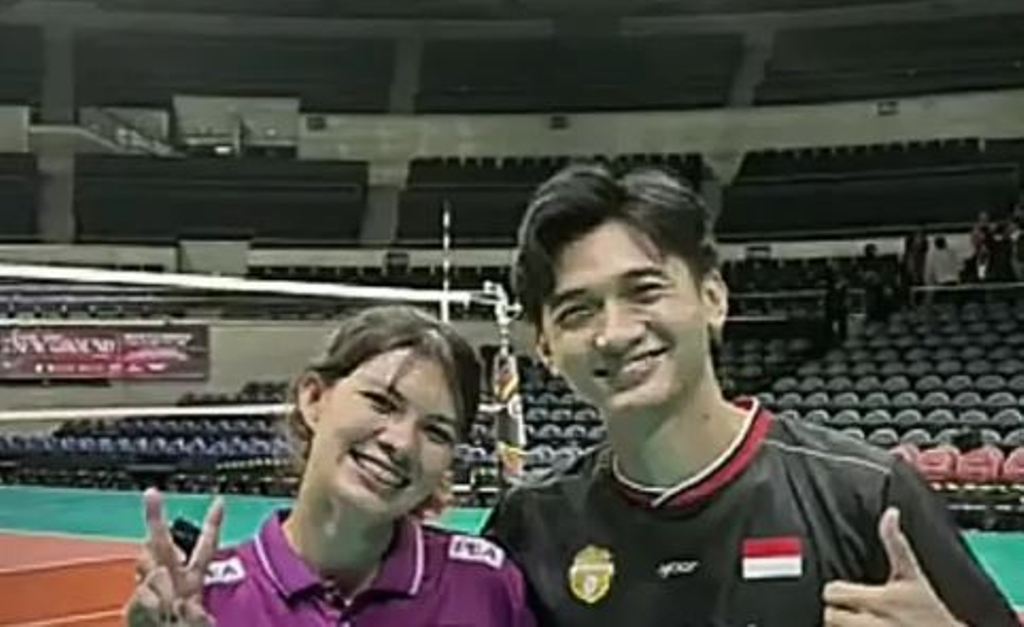 Pemain Timnas Voli Putra Indonesia Alfin Daniel, bersama sang kekasih, Catherine.