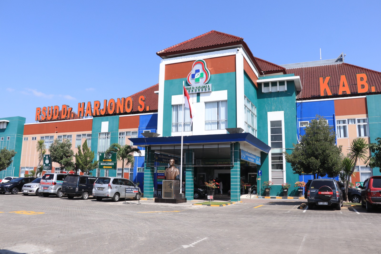 Pegawai RSUD dr Hatjono Ponorogo dipecat dan dipolisikan karena terbukti menjadi calo CPNS. DOK RADAR PONOROGO