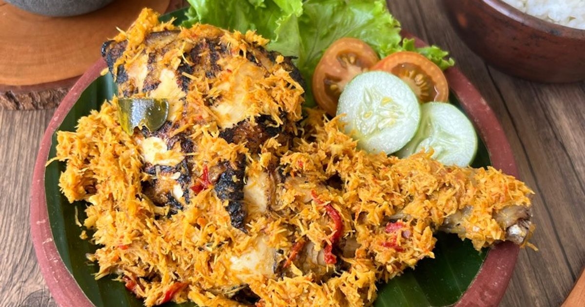 Ilustrasi pecel pitik khas Banyuwangi.