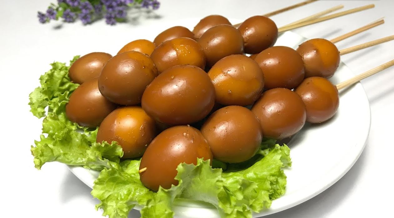 Sate telur puyuh.