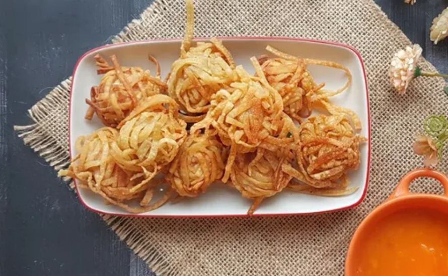 Ilustrasi udang rambutan ala Mie Gacoan.