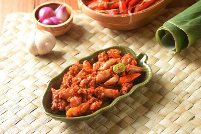 Ilustrasi sambal cumi pedas.