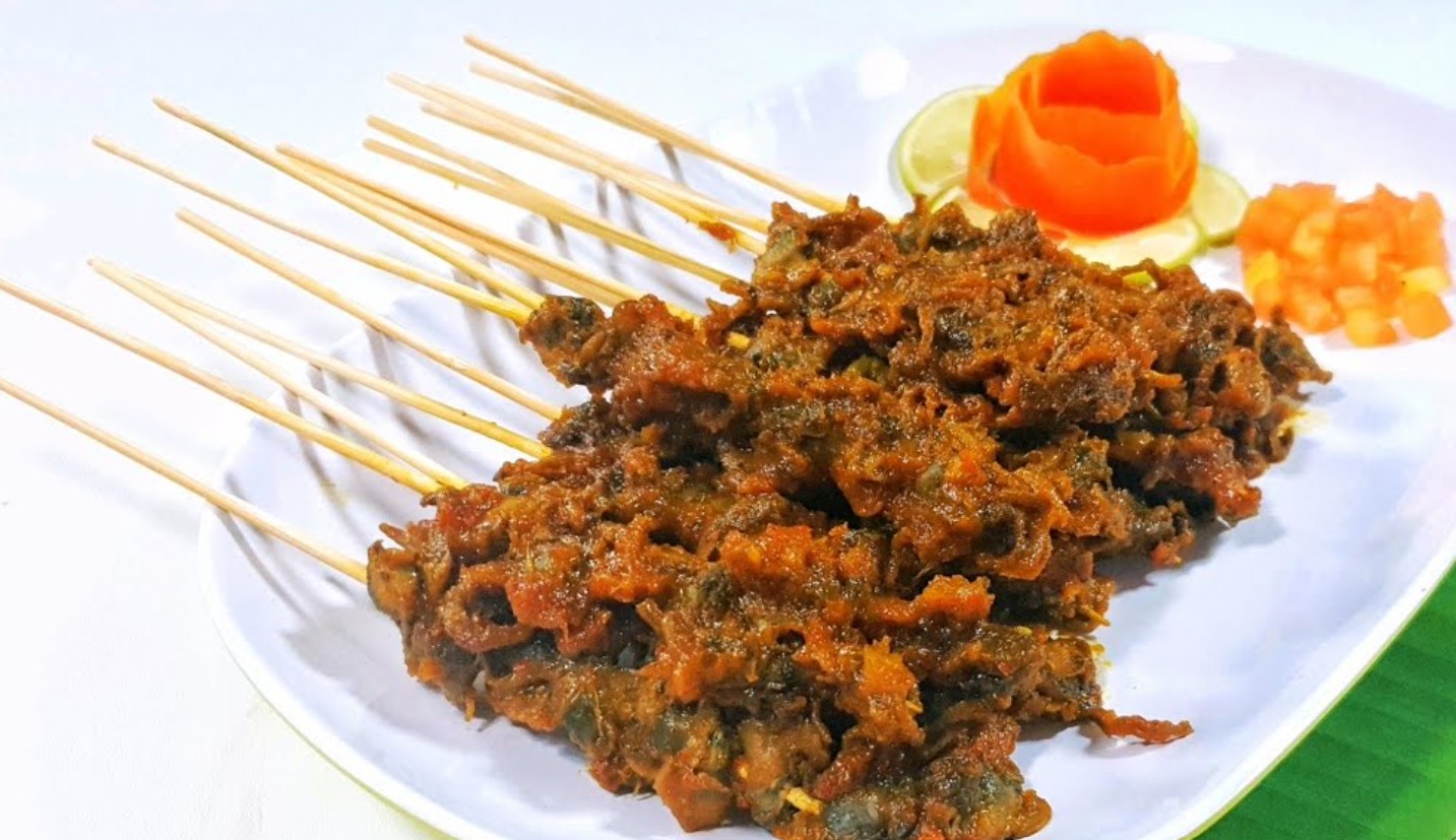 Sate kerang nikmat.