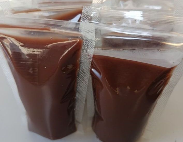 Ilustrasi puding sedot coklat yang sedang viral.