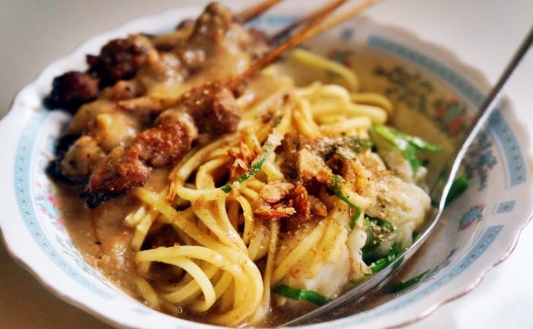 Rindu Dieng? Coba resep mie ongklok khas Wonosobo dengan kuah kental rempah.