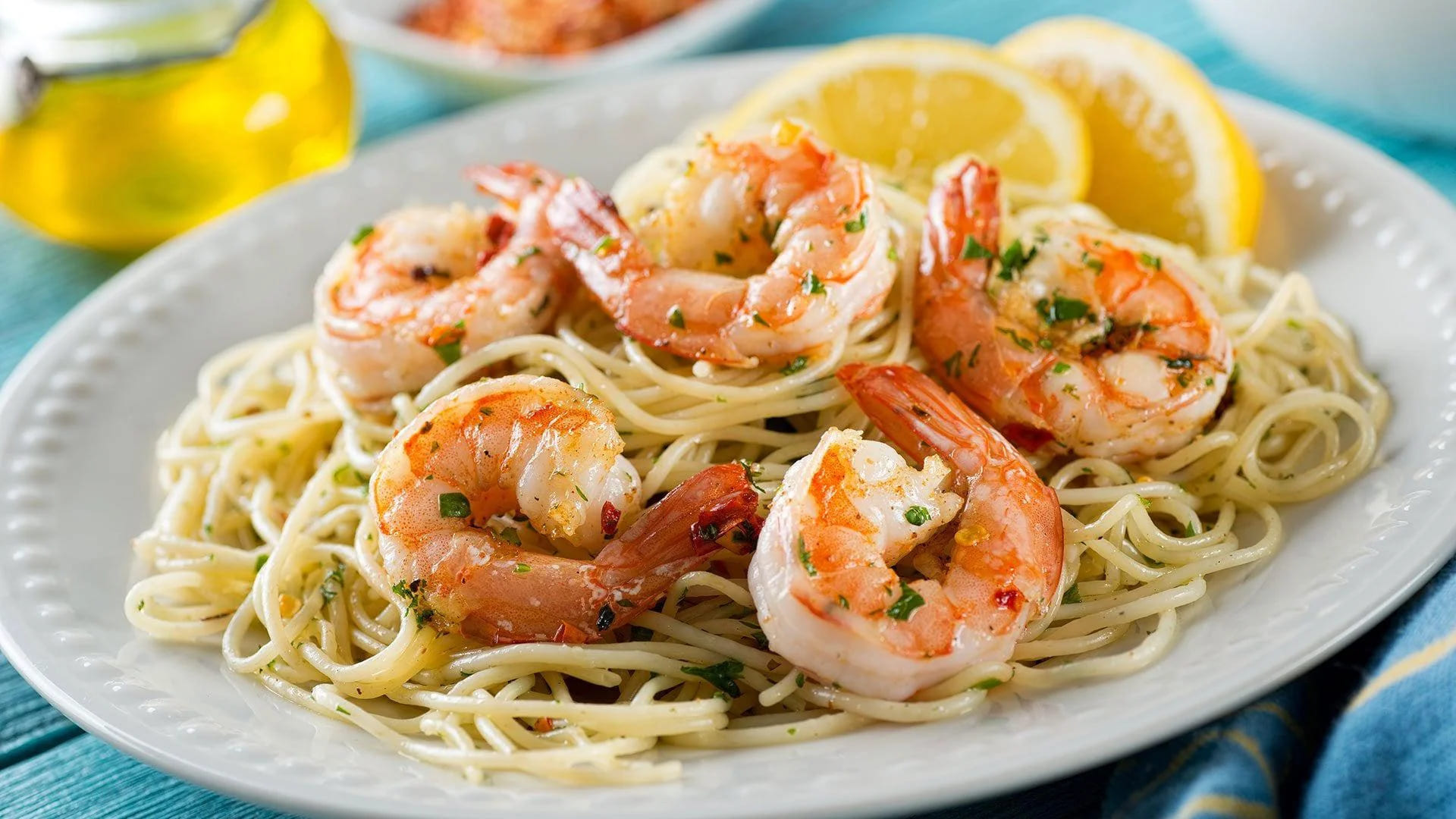 Ilustrasi Aglio Olio Udang Pedas