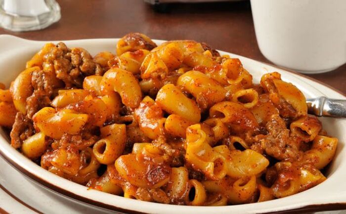 Ilustrasi Makaroni Bolognese