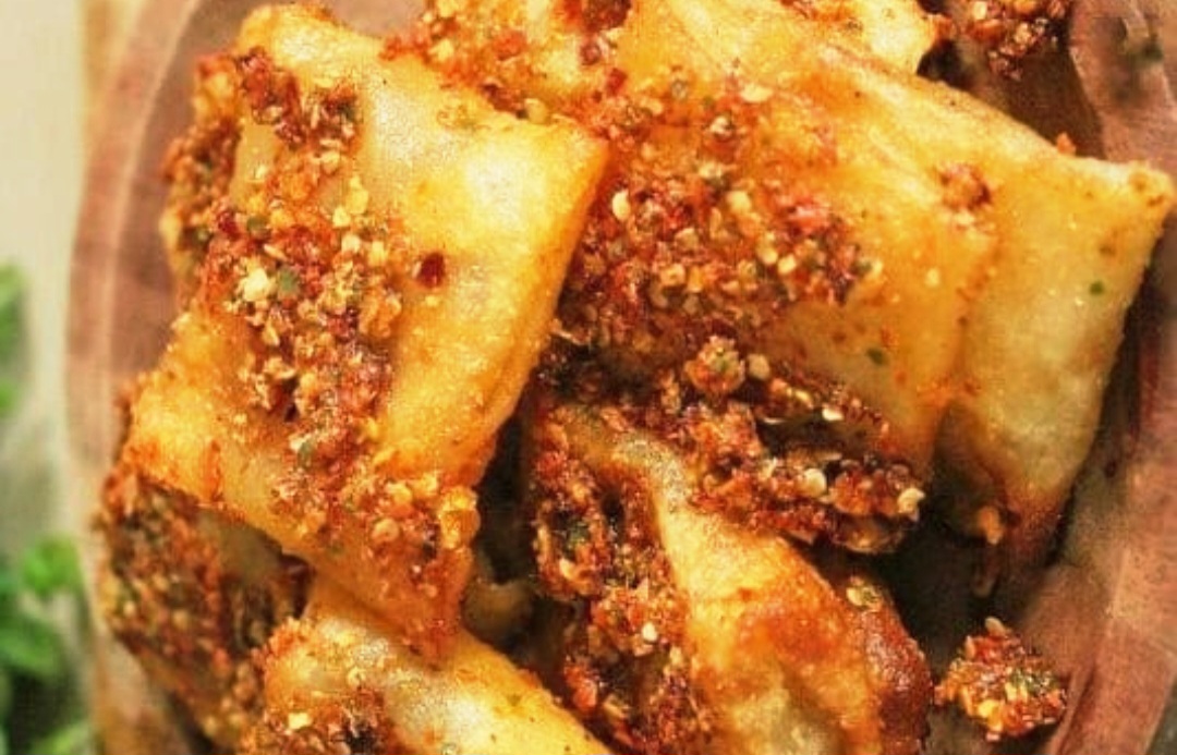 Cibay pedas isi ayam bisa dibuat sendiri di rumah.