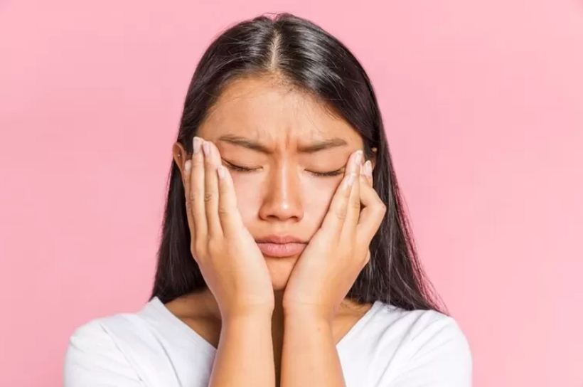 Ilustrasi kesalahan pakai skincare.